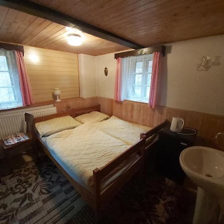 Ubytovani V Retro Chalupe Na Vecnosti Танвальд Экстерьер фото